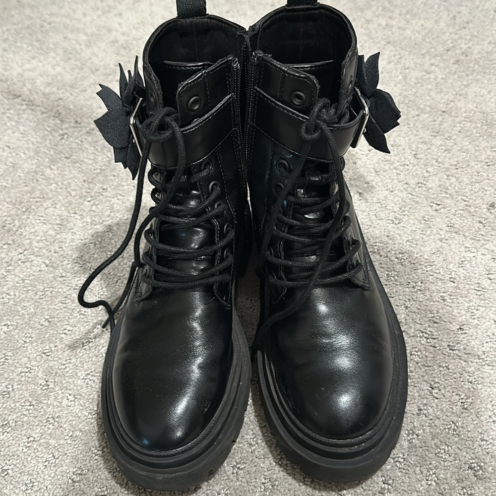 Zara girls flower ankle boots - Picture 7 of 7